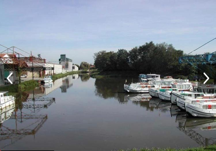 Ideale Famille, Y Est ! Holiday home Dompierre-sur-Besbre